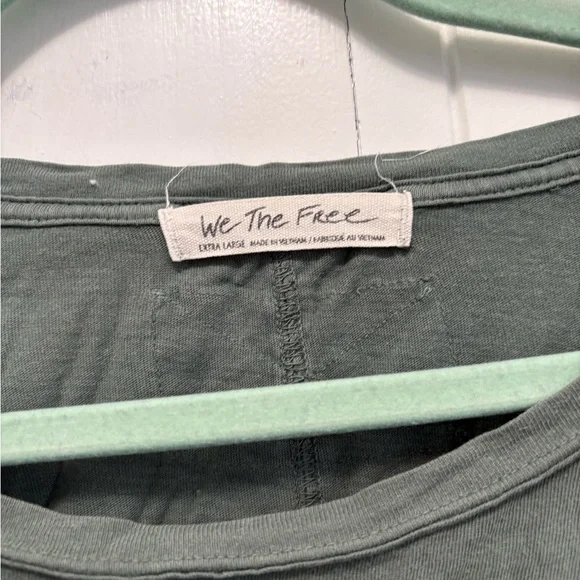 Free People Green Short Sleeve Tee - Picture 2 of 3